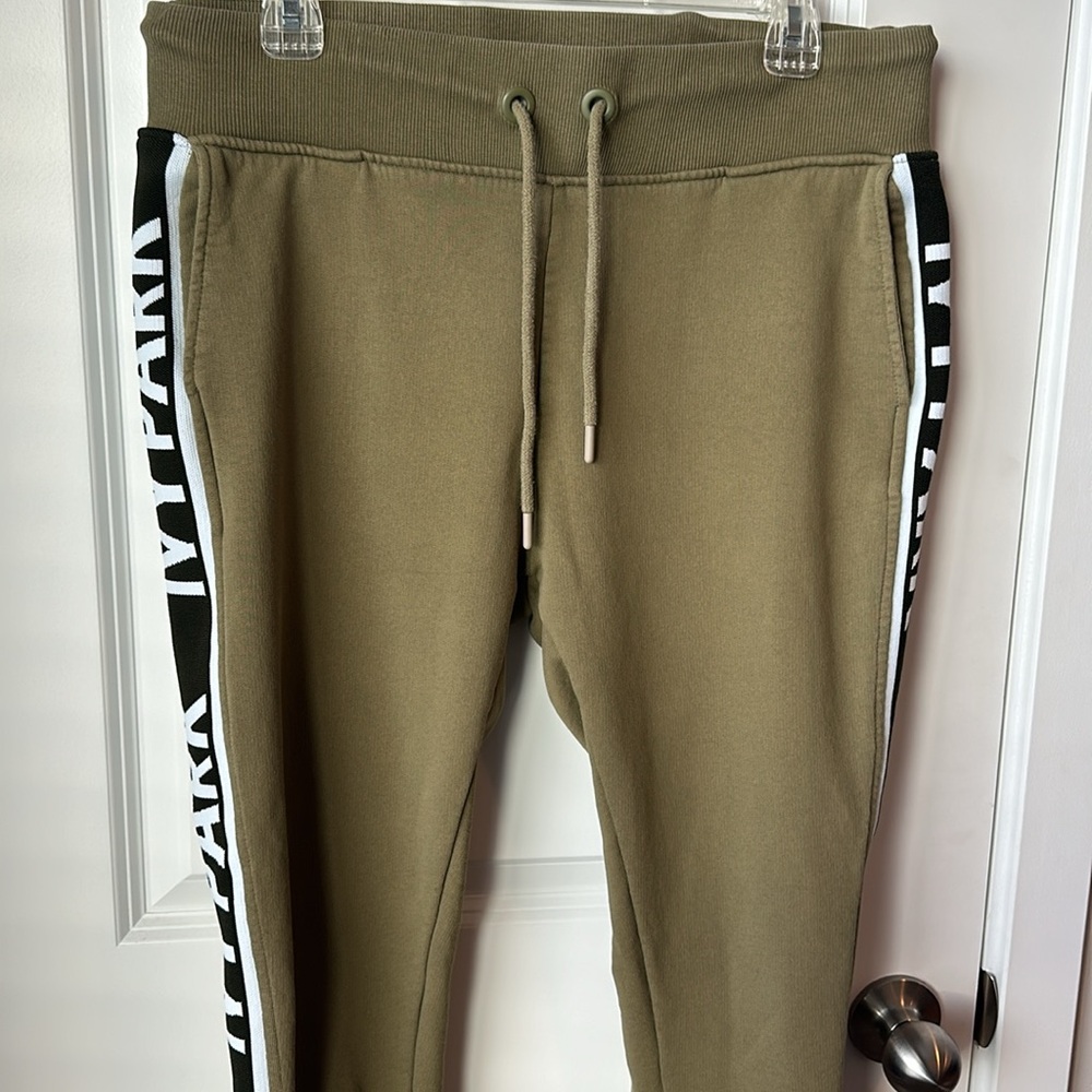 IVY PARK Logo Tape Sweatpants in Olive - Picture 2 of 5